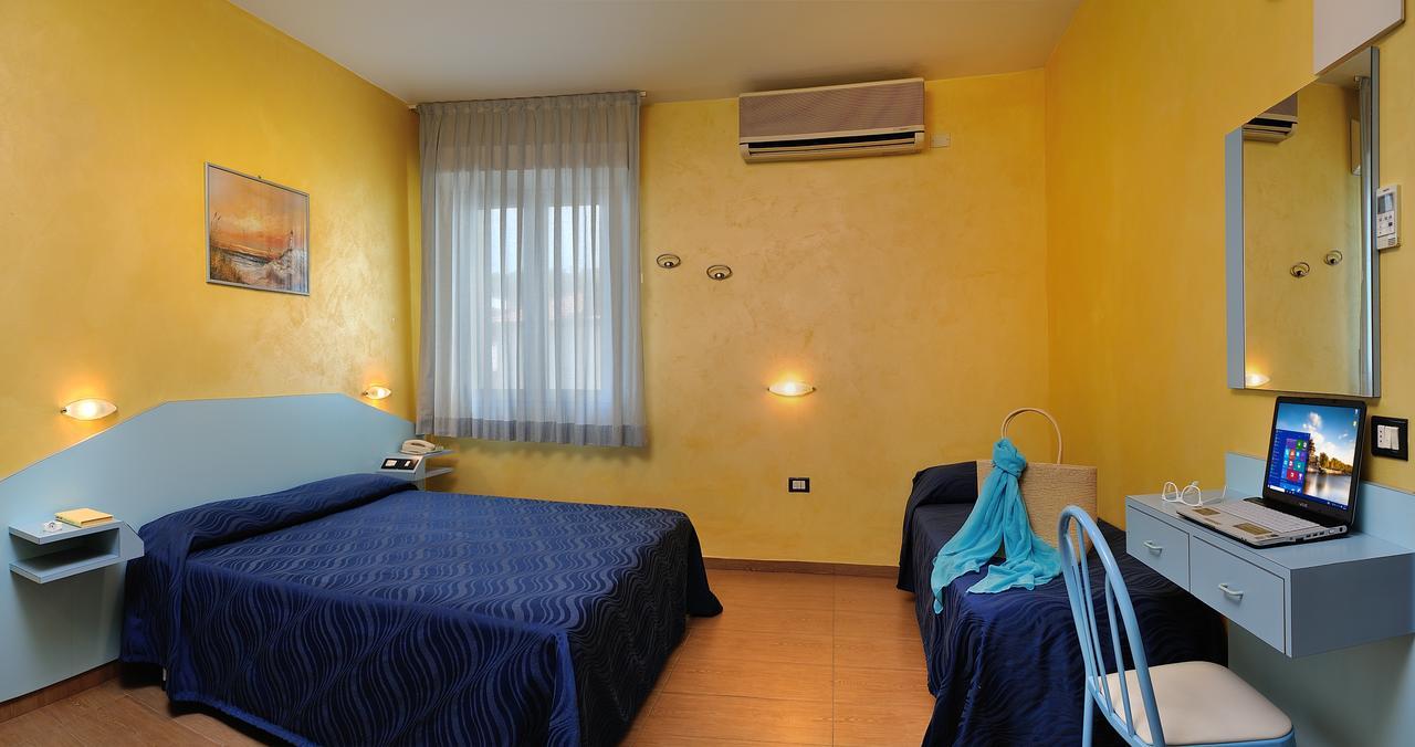 Hotel Marilena Riccione Extérieur photo