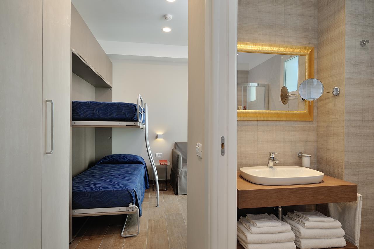 Hotel Marilena Riccione Extérieur photo