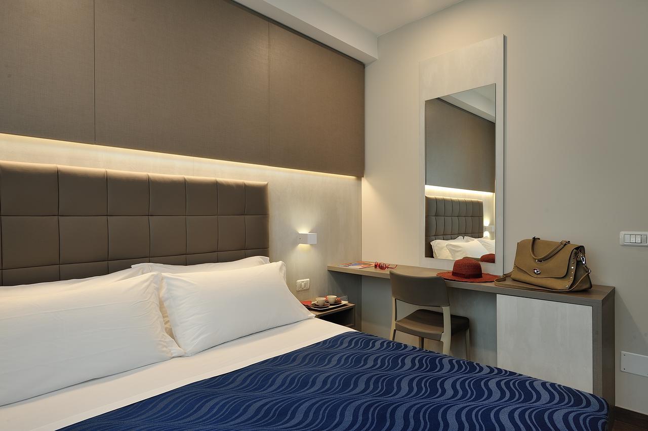 Hotel Marilena Riccione Extérieur photo
